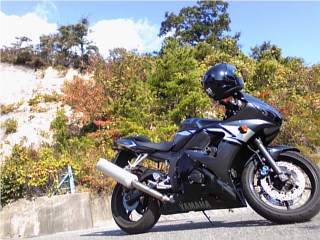 全然乗らないもんだから、今履いてるパイロットパワーそろそろ3年経ちそうなんですが…。次の冬越したら交換かな